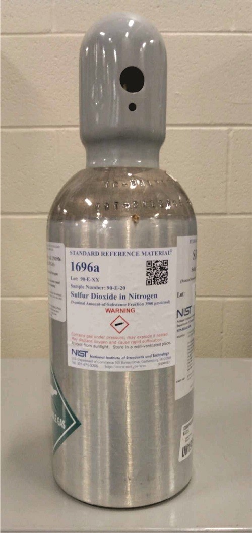 SRM 1696a - 氮?dú)庵械亩趸?公稱物質(zhì)含量為3500毫微升/摩爾)